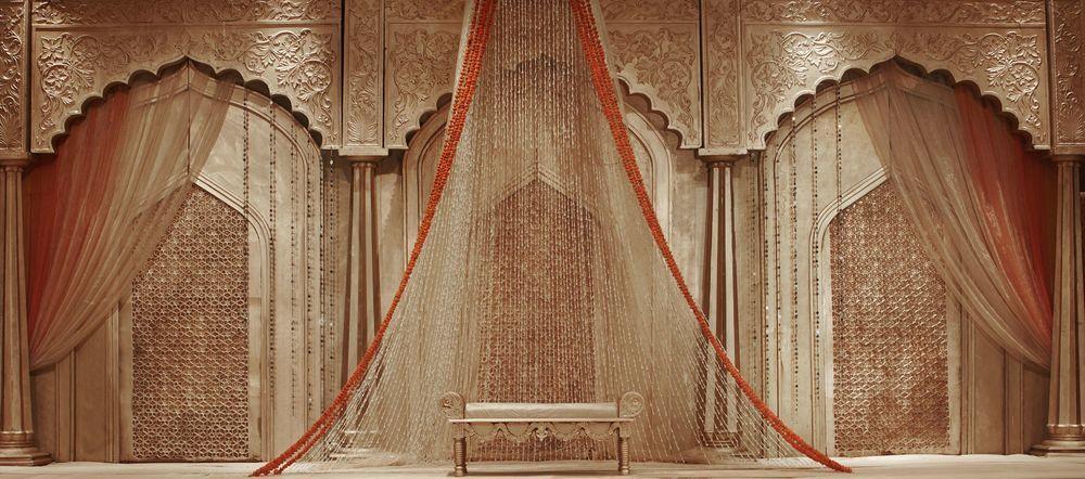 Jaipur Marriott Hotel מראה חיצוני תמונה The throne of the Mughal Emperor at the Red Fort, Delhi