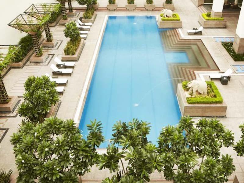 Jaipur Marriott Hotel מראה חיצוני תמונה The pool at The Oberoi, Mumbai